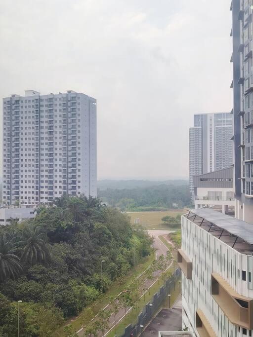 Gm B-1205 Two Bedrooms Cozy Netflix Bystay Apartment Iskandar Puteri